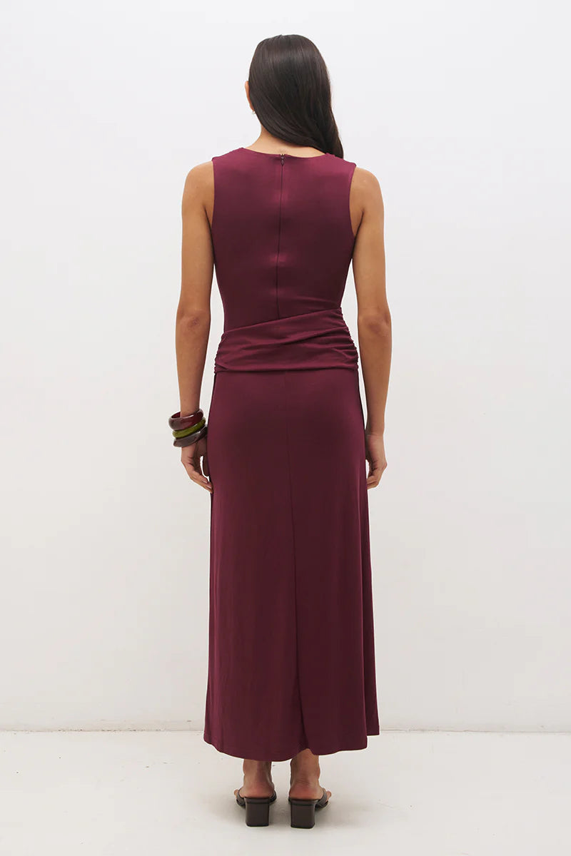 Lova Dress Cherry