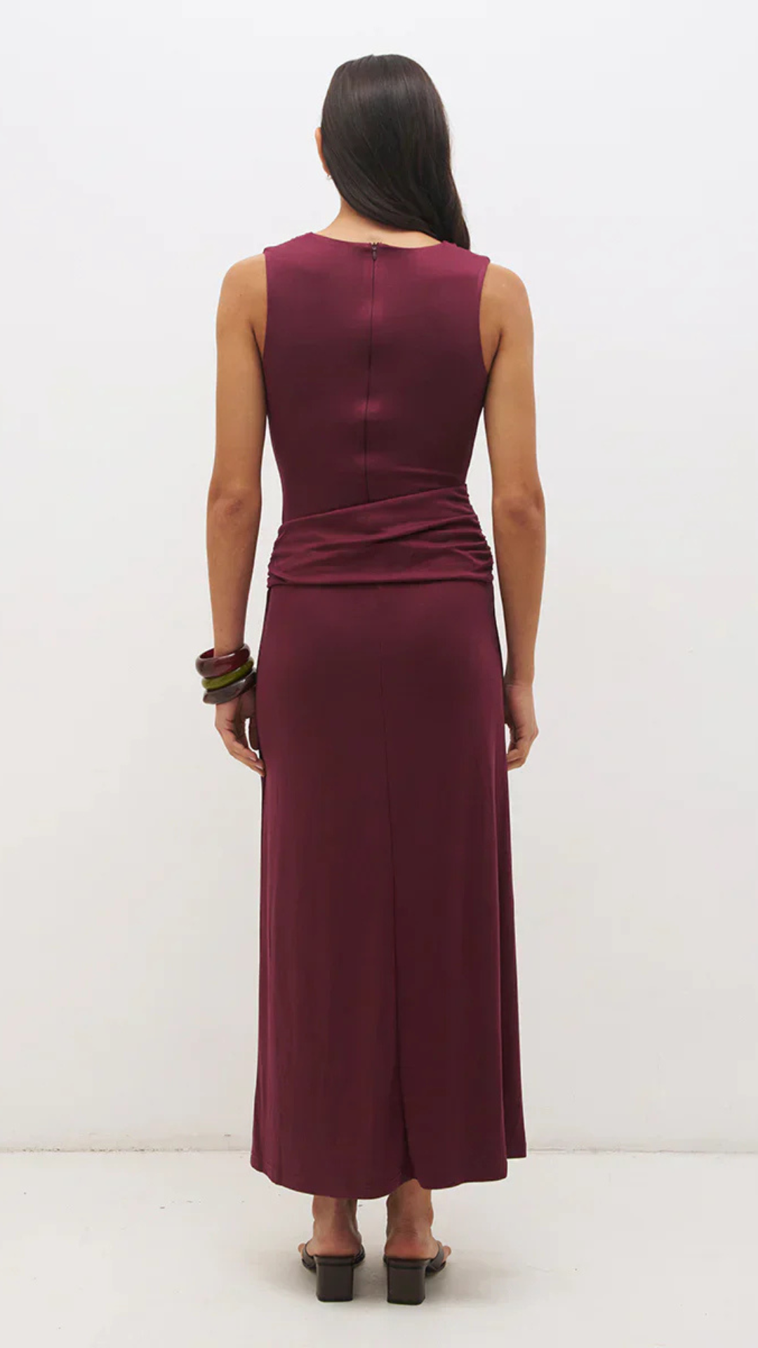 Lova Dress Cherry