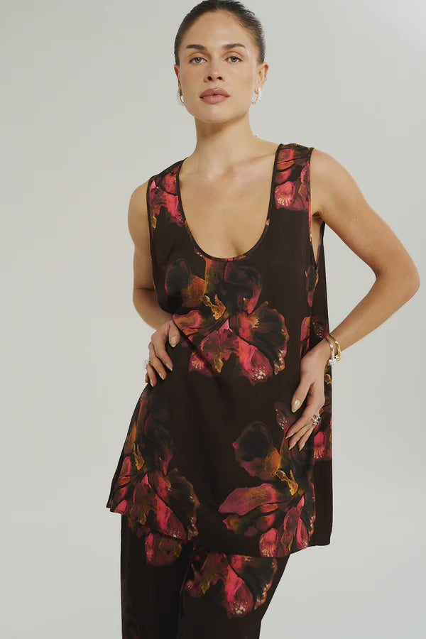 The Scoop Neck Tank -Chocolat Petals
