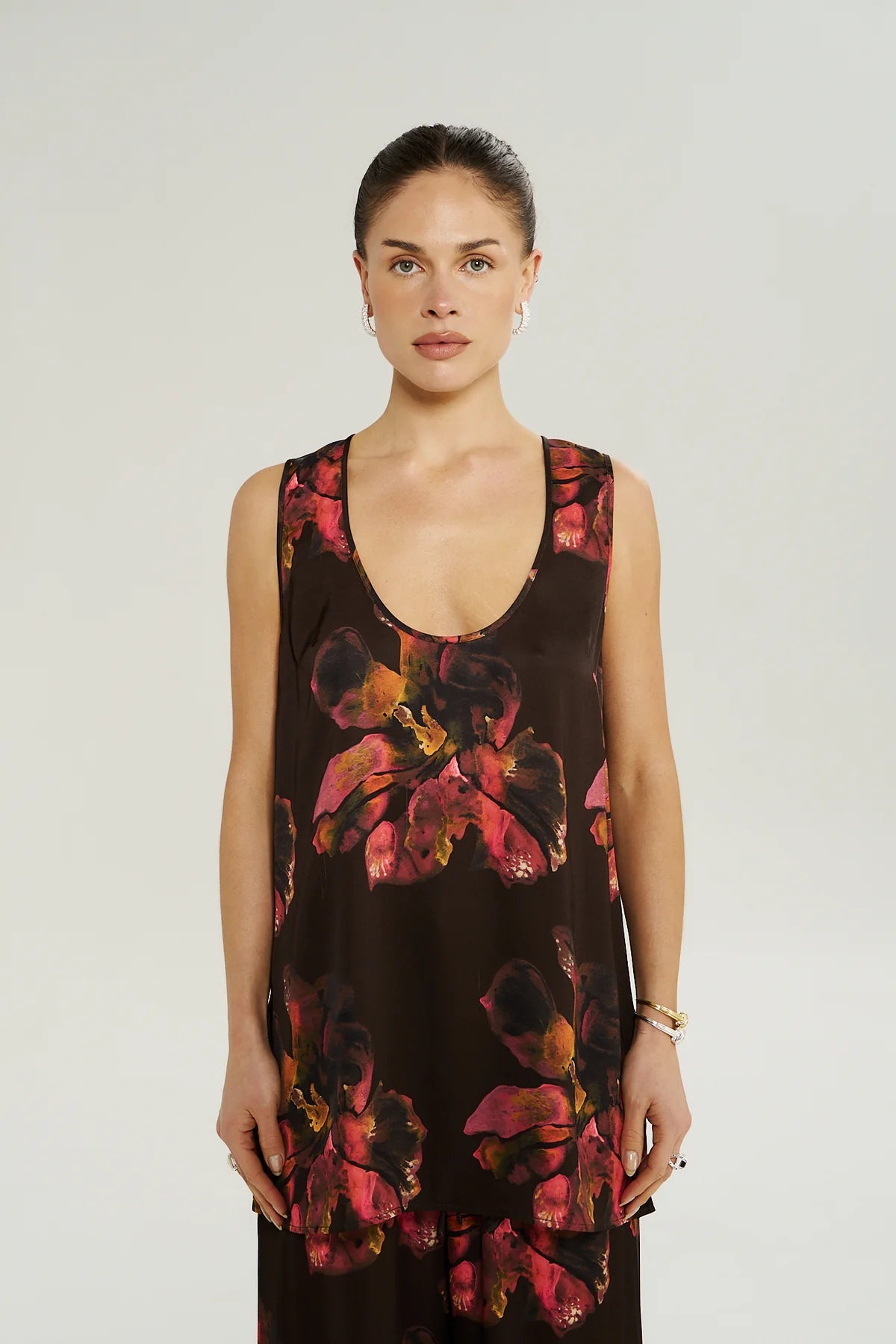 The Scoop Neck Tank -Chocolat Petals