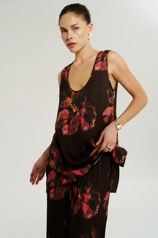 The Scoop Neck Tank -Chocolat Petals
